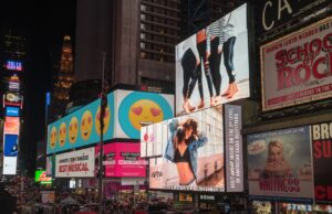 The Main Benefits Offered by Custom Banners in Tucson