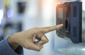 Making the Switch to an Electronic Time Attendance System: Why It’s Worth It