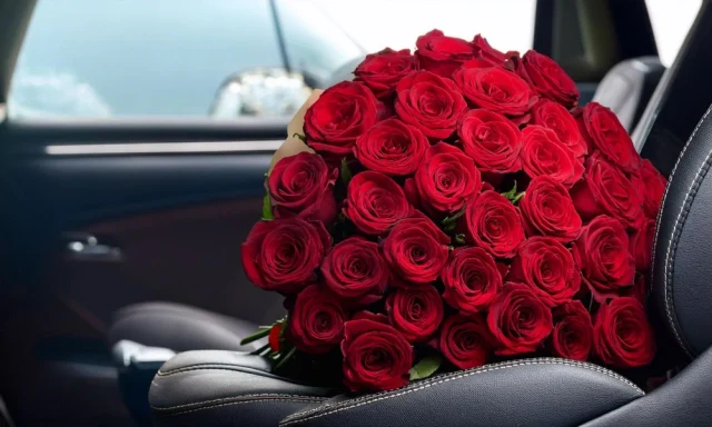How to Transport a Large Bouquet Safely and Nicely